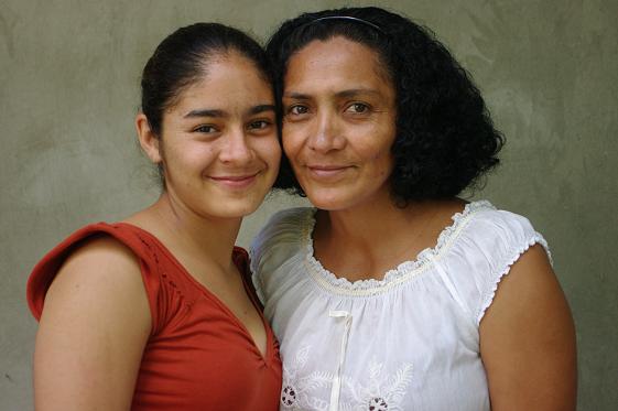 Norma Morales et sa fille Leslie Norma Morales et sa fille Leslie